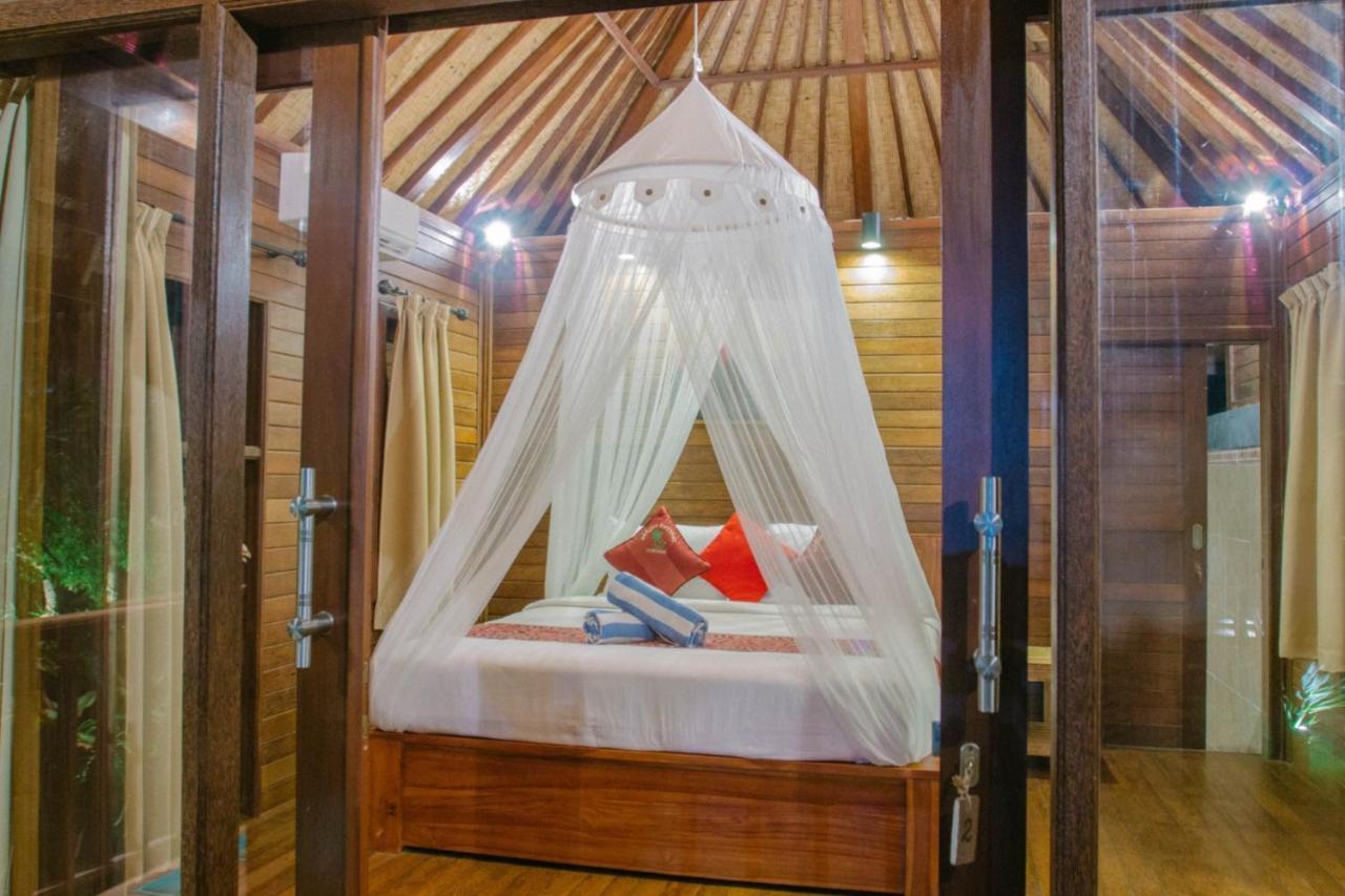 Garden Cottage Lembongan & Hostel Nusa Lembongan  Exterior photo
