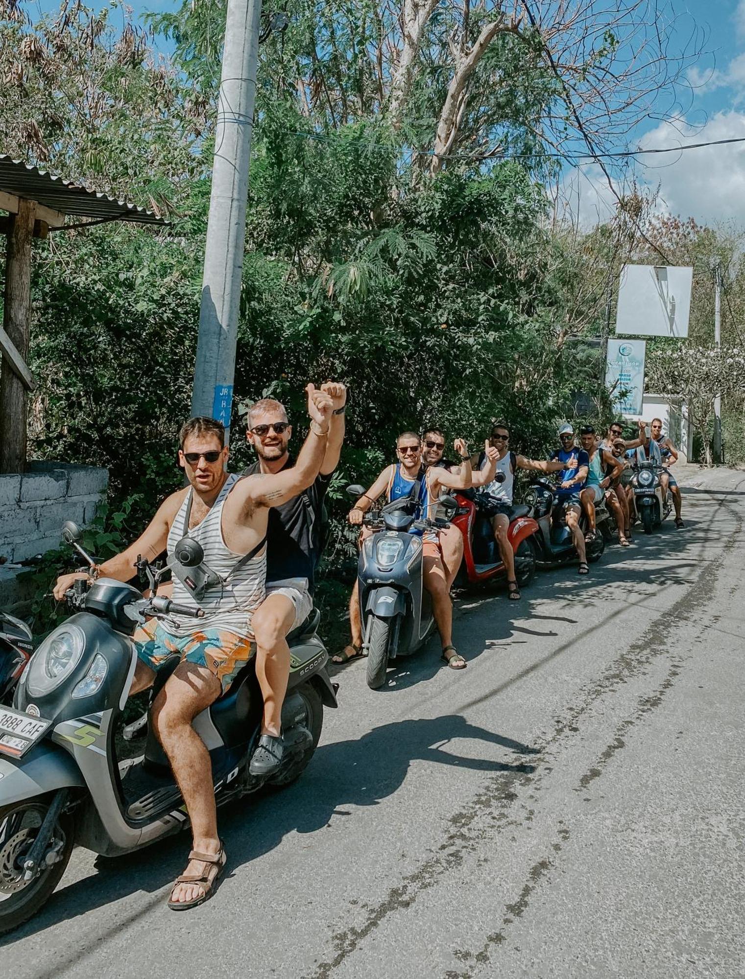 Garden Cottage Lembongan & Hostel Nusa Lembongan  Exterior photo